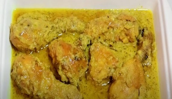 Faire un poulet à la moutarde et aux fines herbes