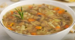 Soupe aux champignons et à l’orge à l’ancienne