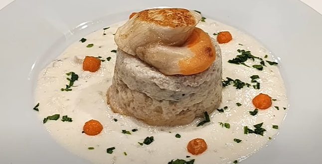 Mousseline de pétoncle à la crème de corail