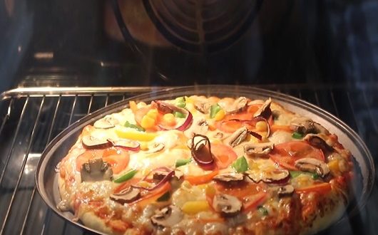Pizza Minute aux Tomate au Brocoli et à l’oignon