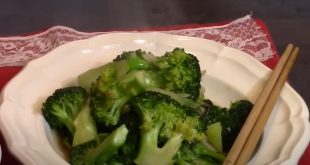 Faire rondelles de légumes sur du brocoli