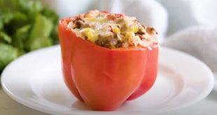 Moitiés de poivrons farcies à la ratatouille