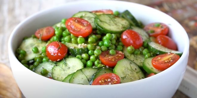 Préparer petits pois au concombre et à l’aneth