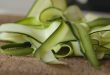 Comment faire des tranches fines de courgettes ?