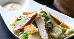 Préparation salade de poulet du lagon