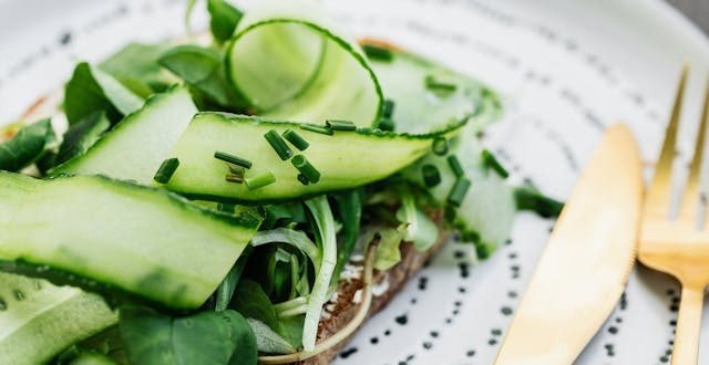 faire des tranches fines de courgettes