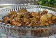 Cuire des lanières de porc aux deux oignons