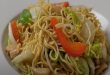 Chow mein au poulet recette de Maman