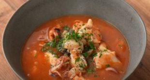 Préparation recette cioppino authentique