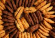 Préparer biscuit découpés noirs et blancs